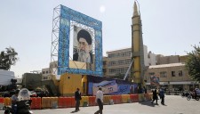 Верховный лидер Ирана заявил, что войны не будет, но призвал усилить армию