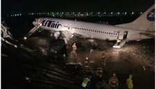 Пассажир загоревшегося в Сочи самолета рассказал подробности посадки