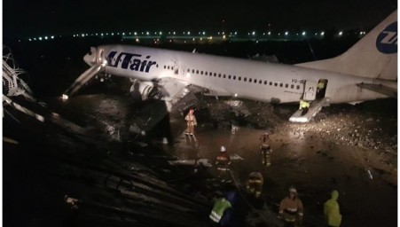Пассажир загоревшегося в Сочи самолета рассказал подробности посадки
